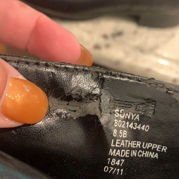 Lauren Ralph Lauren Black Leather Heeled Boots - Picture 6 of 6